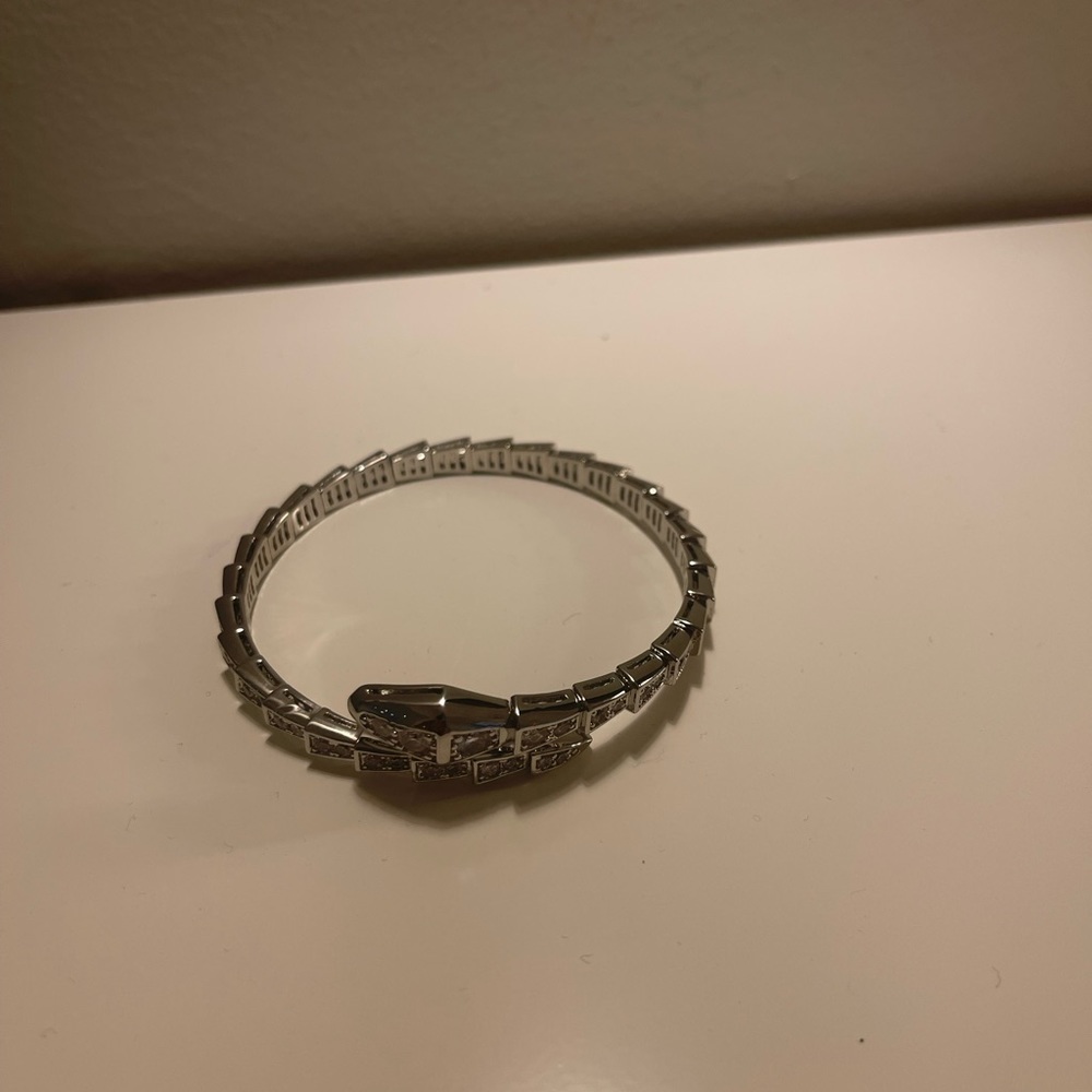 Snake bracelet